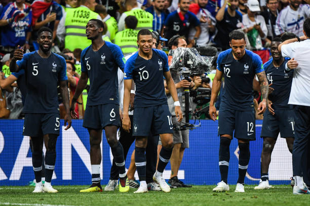 凡的表现成 凡的表现成